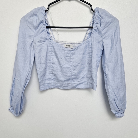 Babaton Aritzia Hadwyn Smocked Cropped Light Blue Women's Sz XXS BLOUSE - Picture 4 of 8